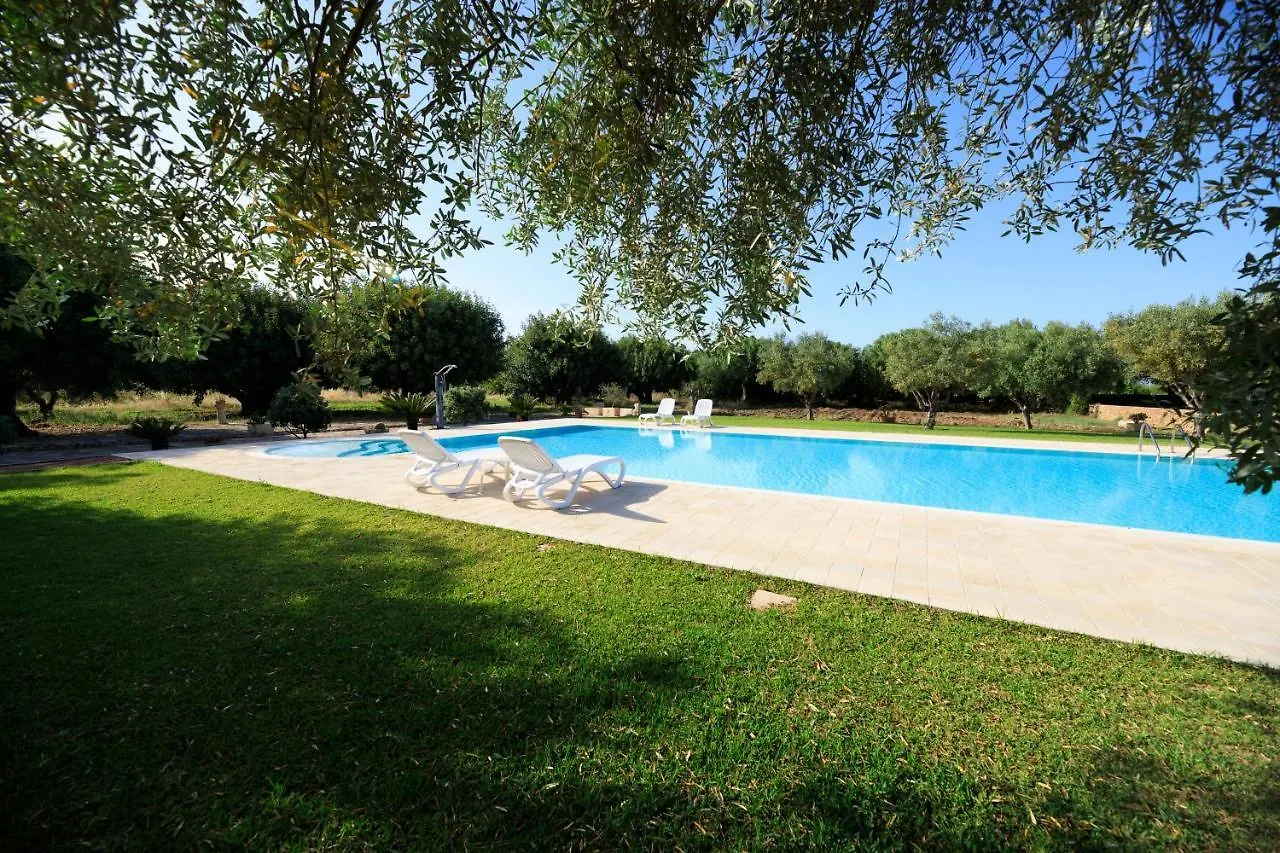 Farm stay Agriturismo Masseria Sant' Elia Arenella